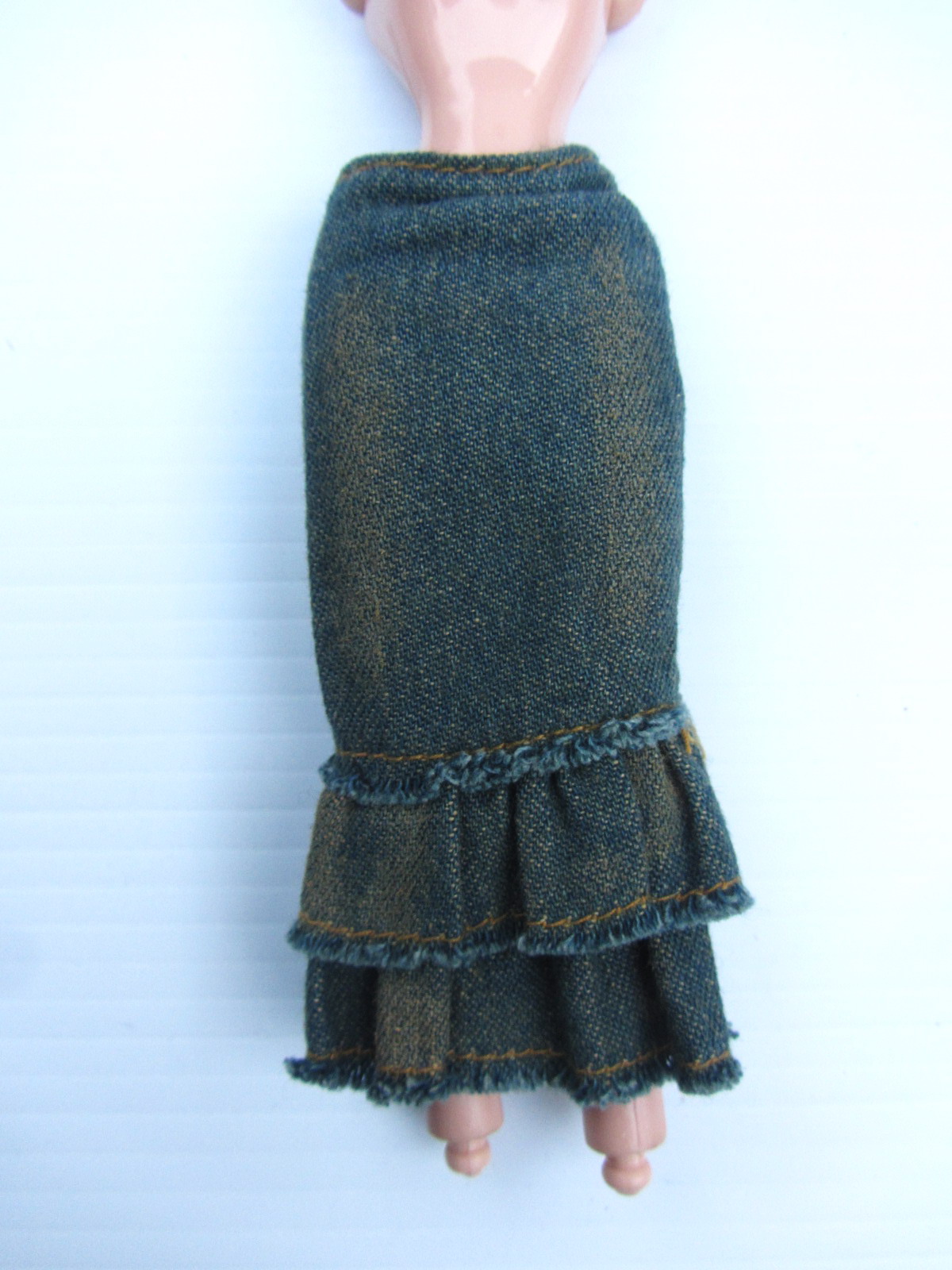 Bratz Funk Out Fianna Denim Skirt 2004 Fashiondollsnmore