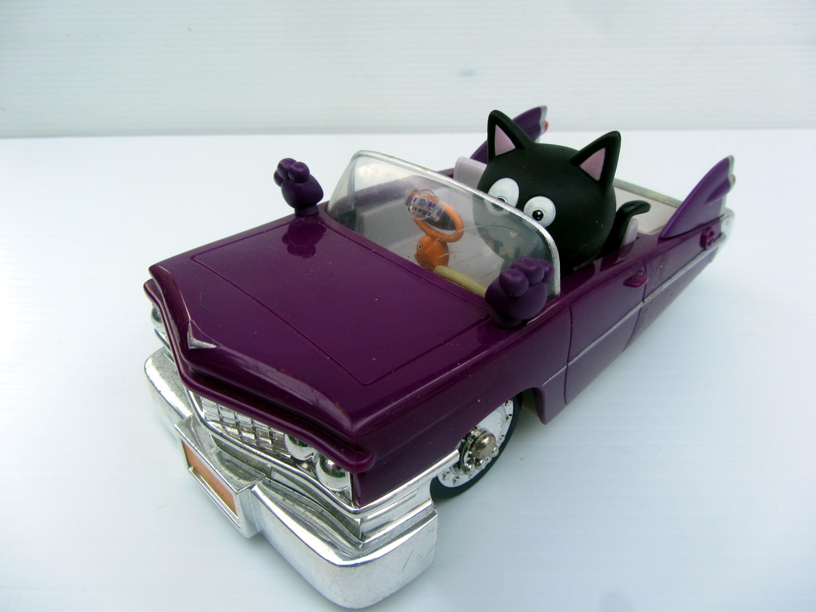 bratz-kool-kat-cruiser-car itsy bitsy fashiondollsnmore.com
