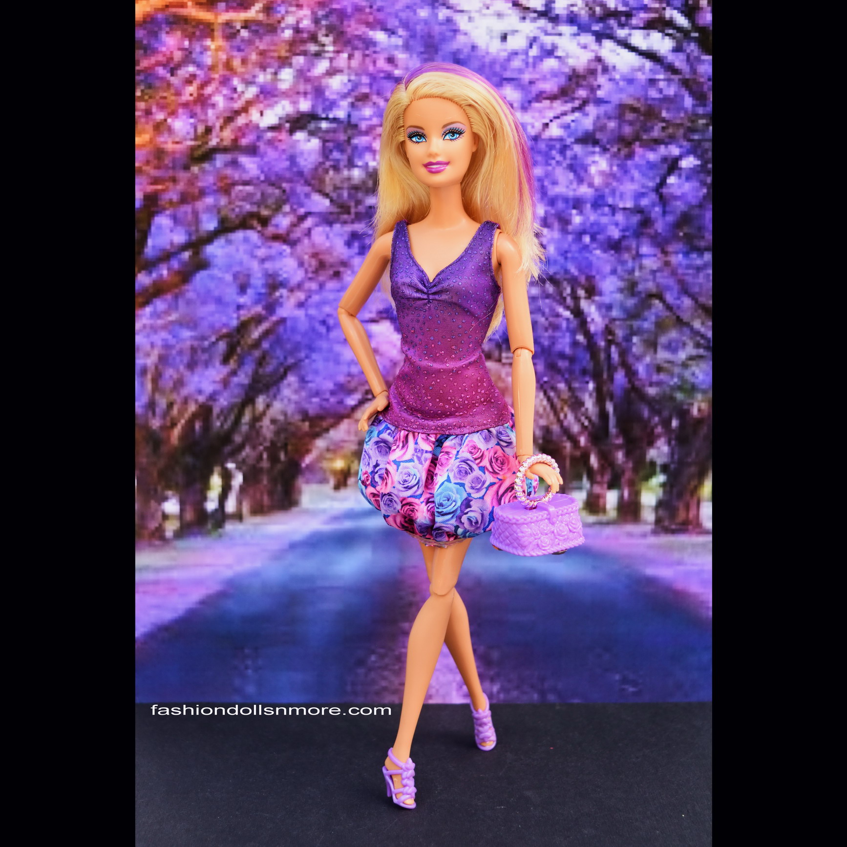 barbie-fashionistas-purple-wave-1-2012 fashiondollsnmore.com